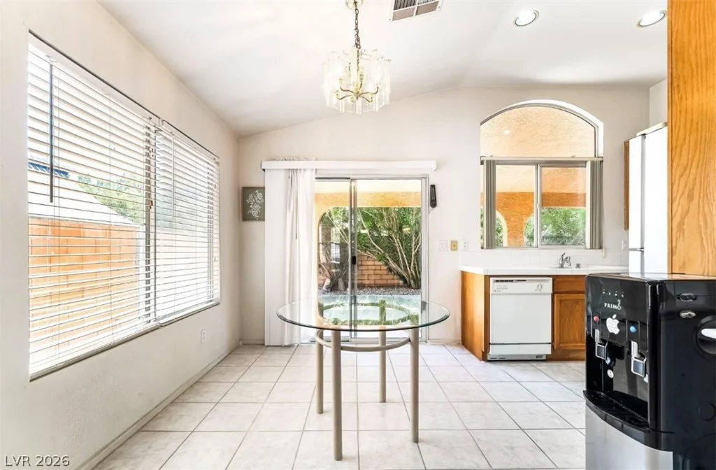 7885 Geyser Hill, Las Vegas, NV 89147