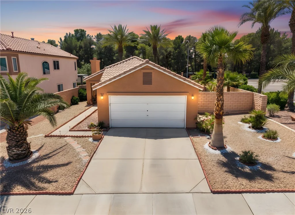 7885 Geyser Hill, Las Vegas, NV 89147