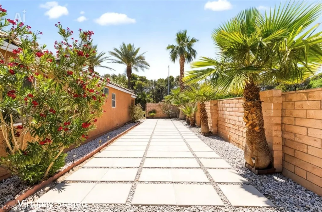7885 Geyser Hill, Las Vegas, NV 89147
