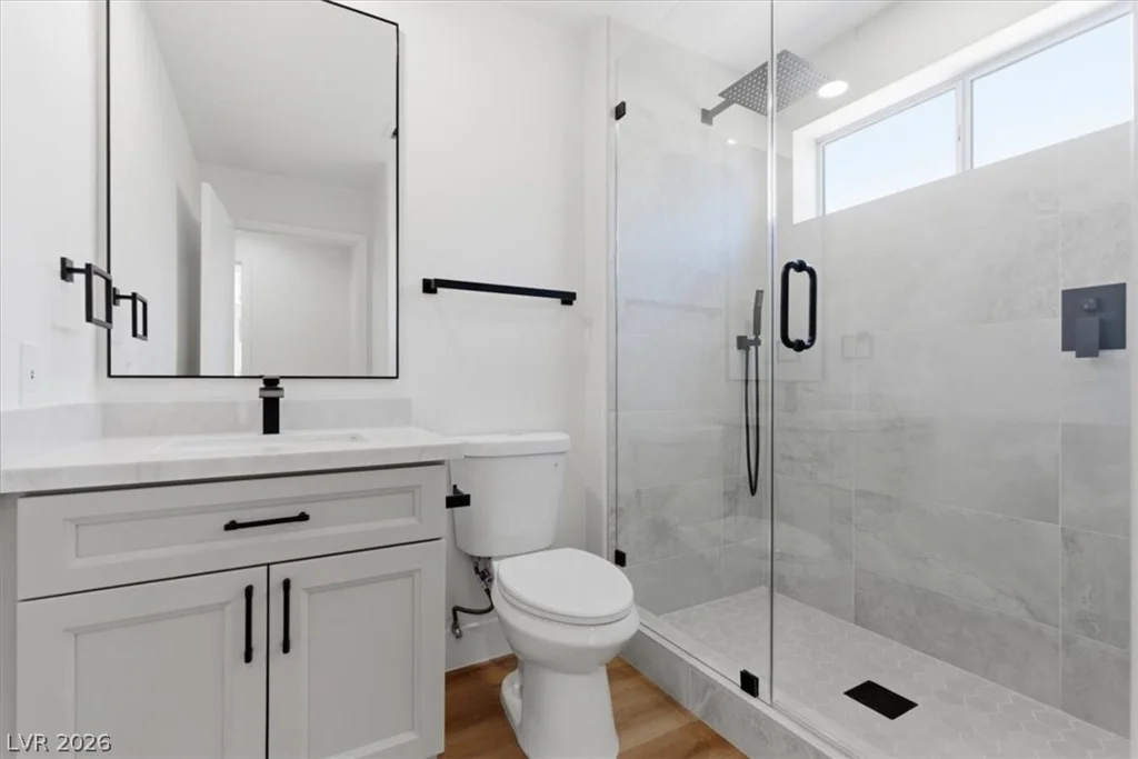 10013 Cresent Creek, Las Vegas, NV 89134