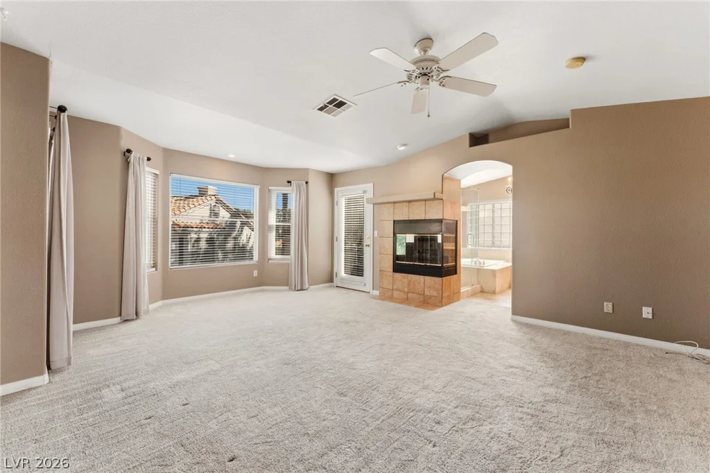 8404 Bay Crest, Las Vegas, NV 89128