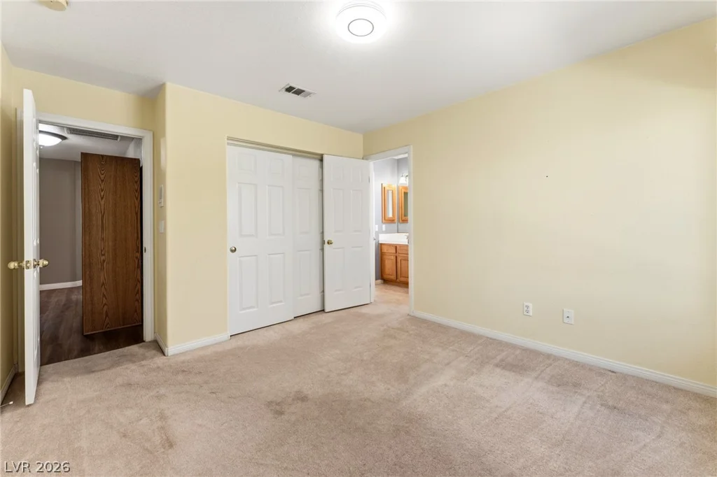 8404 Bay Crest, Las Vegas, NV 89128