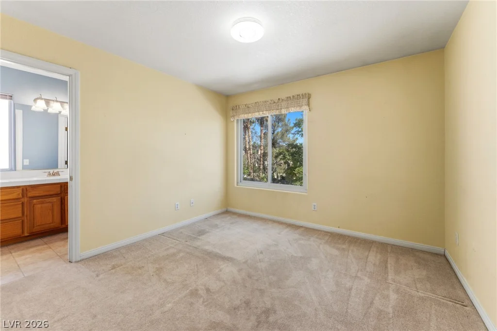 8404 Bay Crest, Las Vegas, NV 89128