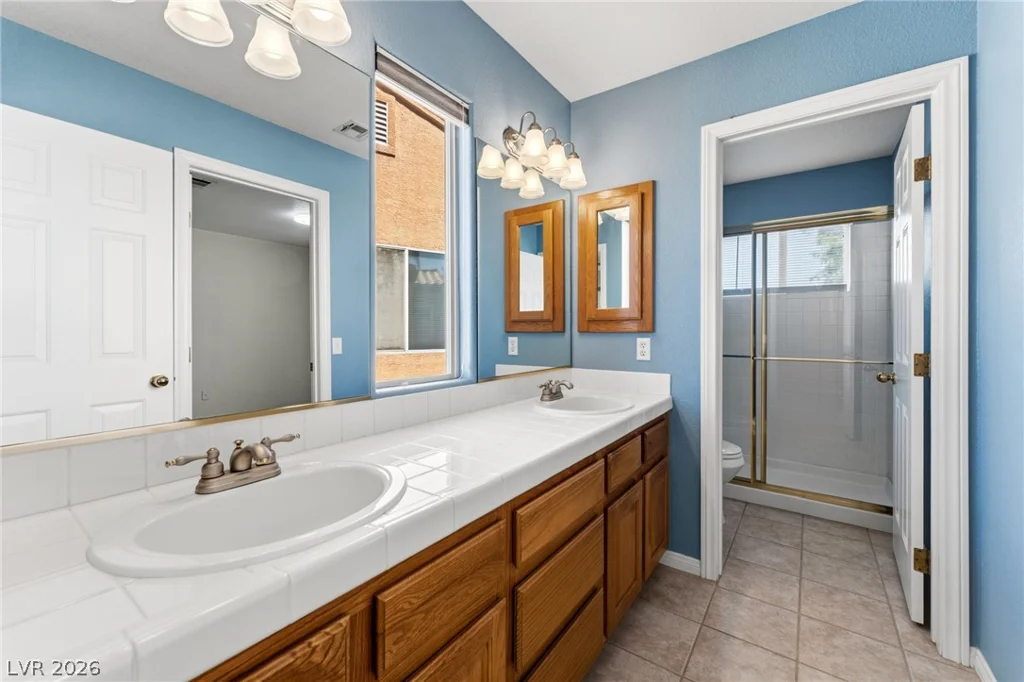 8404 Bay Crest, Las Vegas, NV 89128