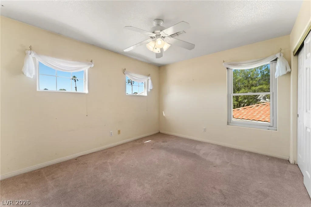 8404 Bay Crest, Las Vegas, NV 89128