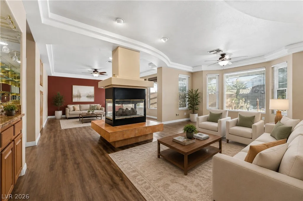 8404 Bay Crest, Las Vegas, NV 89128