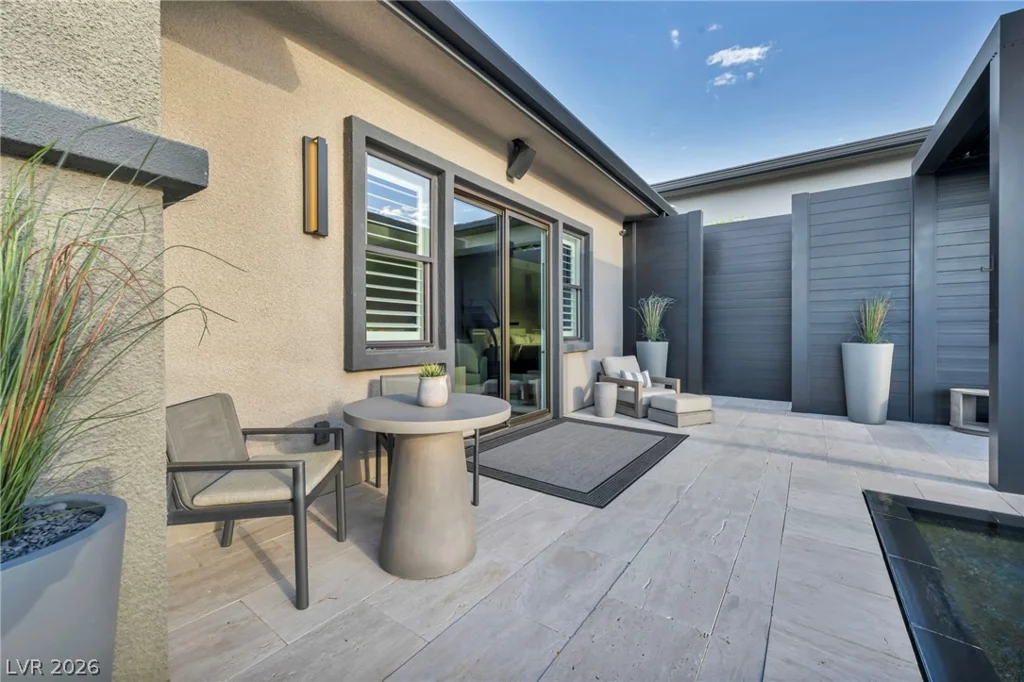 6937 Rainstone, Las Vegas, NV 89148
