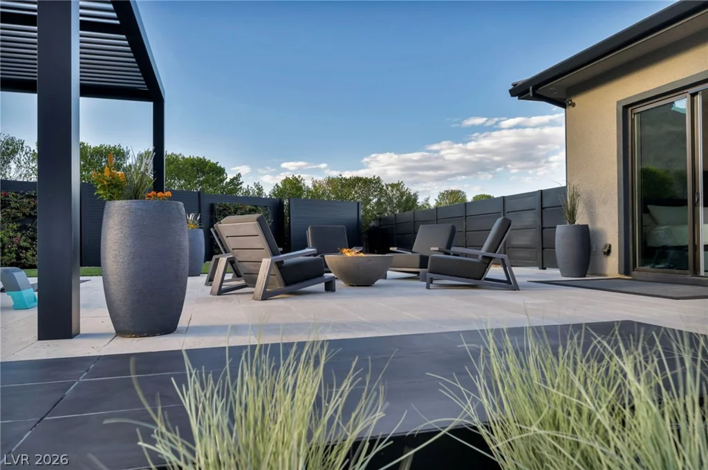 6937 Rainstone, Las Vegas, NV 89148