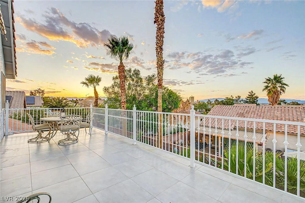 1150 Sierra Laurel, Henderson, NV 89014