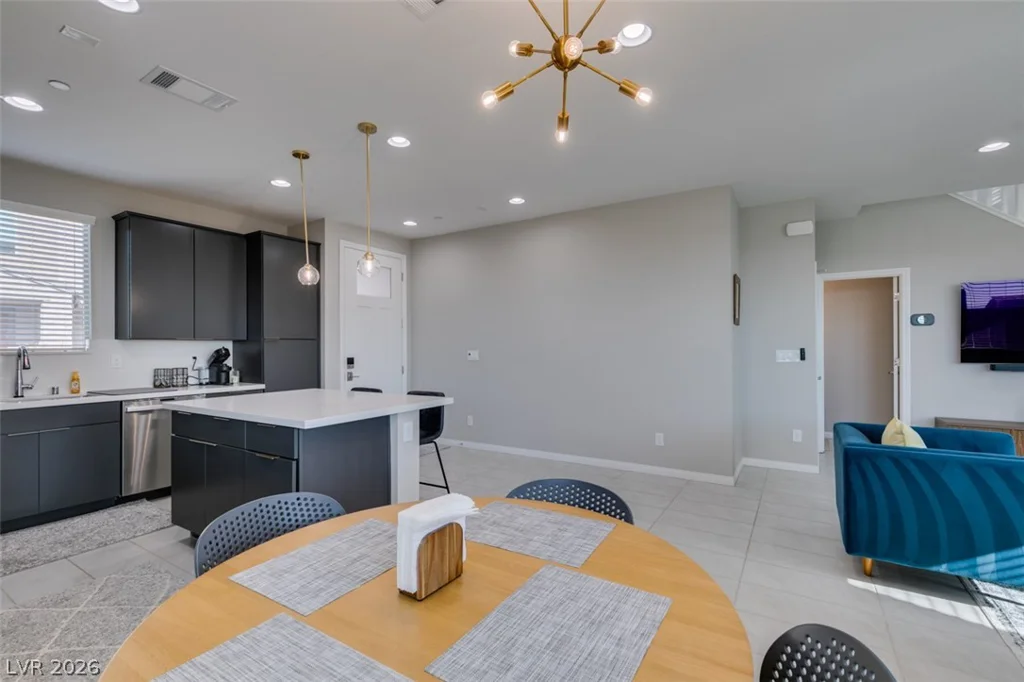 642 Solar Citrine, Las Vegas, NV 89138