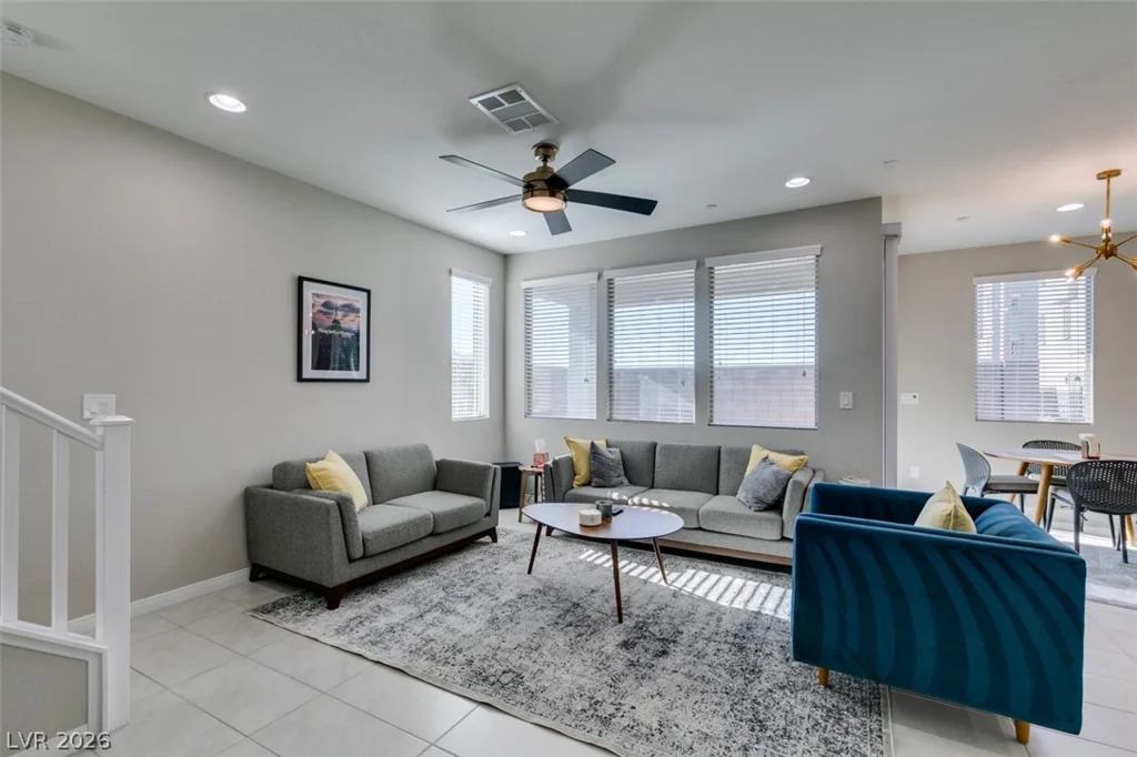 642 Solar Citrine, Las Vegas, NV 89138