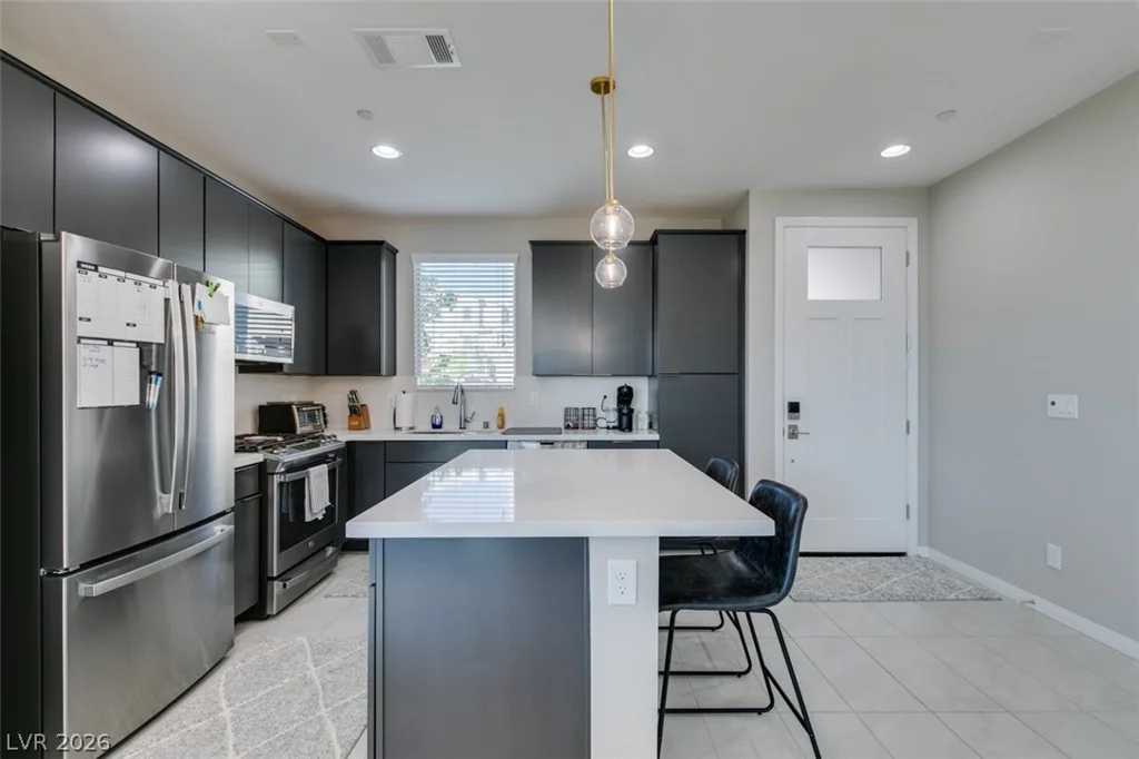 642 Solar Citrine, Las Vegas, NV 89138