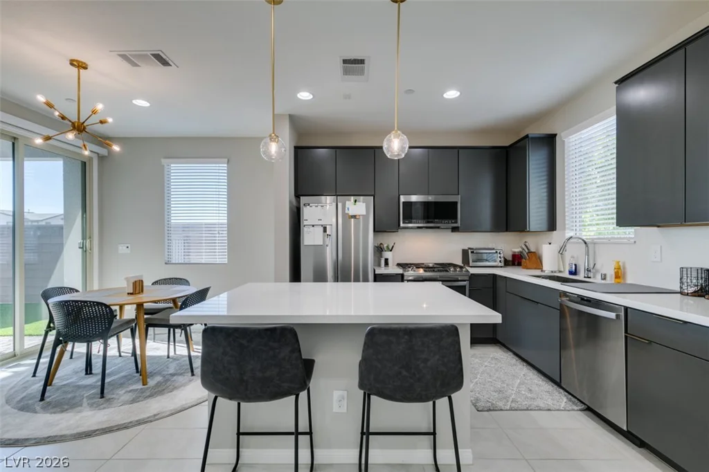 642 Solar Citrine, Las Vegas, NV 89138