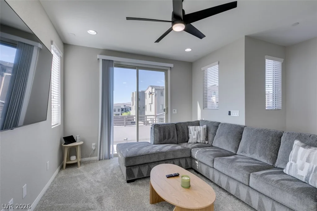642 Solar Citrine, Las Vegas, NV 89138