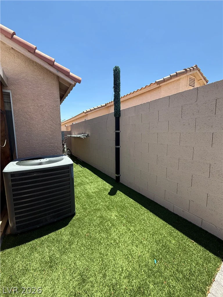 7912 Seabourn, Las Vegas, NV 89129
