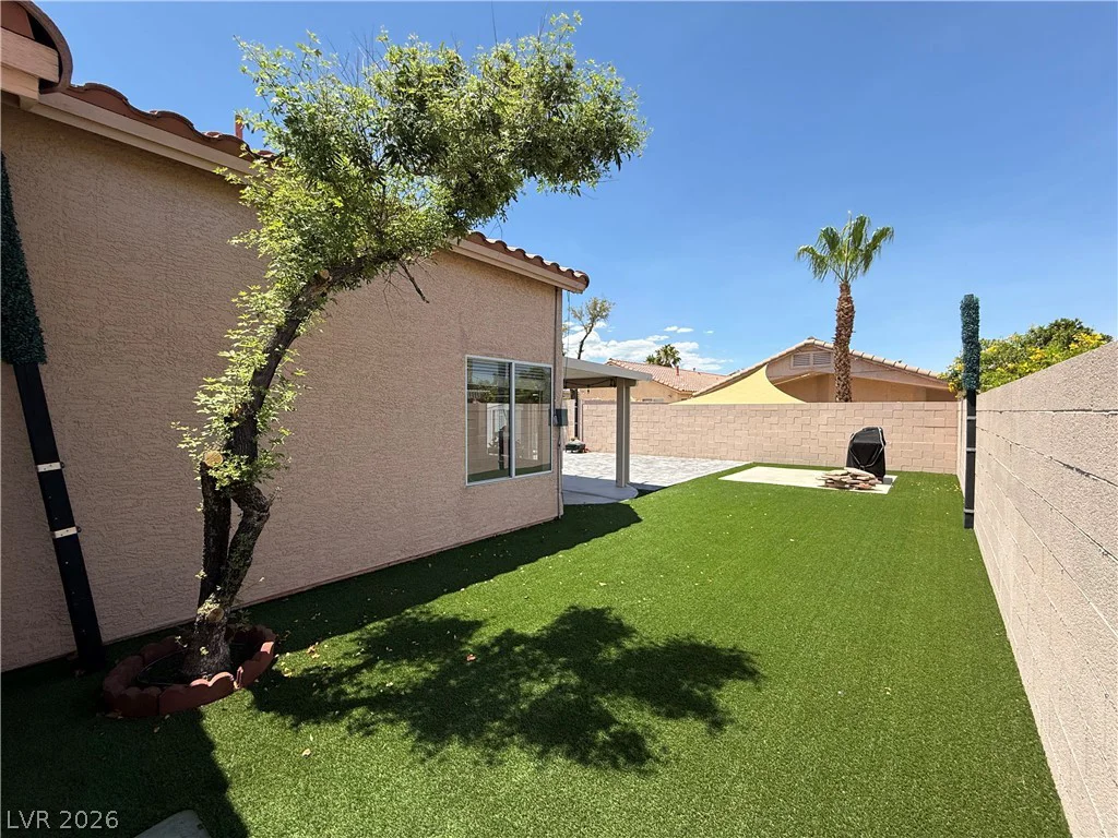 7912 Seabourn, Las Vegas, NV 89129