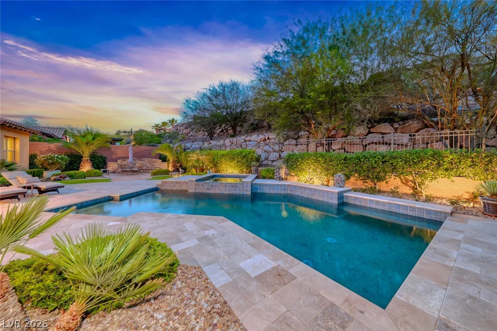 41 Moltrasio, Henderson, NV 89011