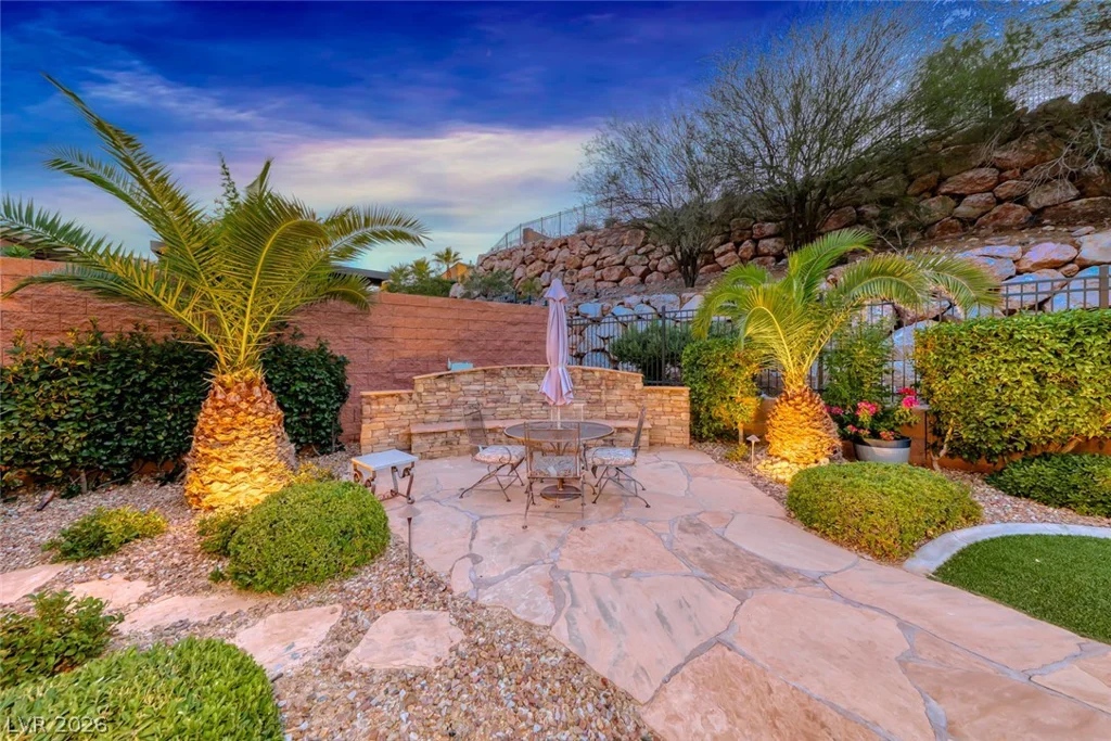 41 Moltrasio, Henderson, NV 89011