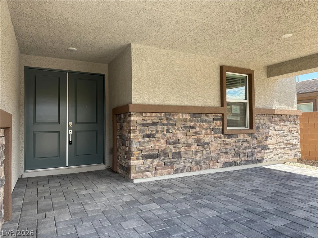 9956 Joshua Foothills, Las Vegas, NV 89178