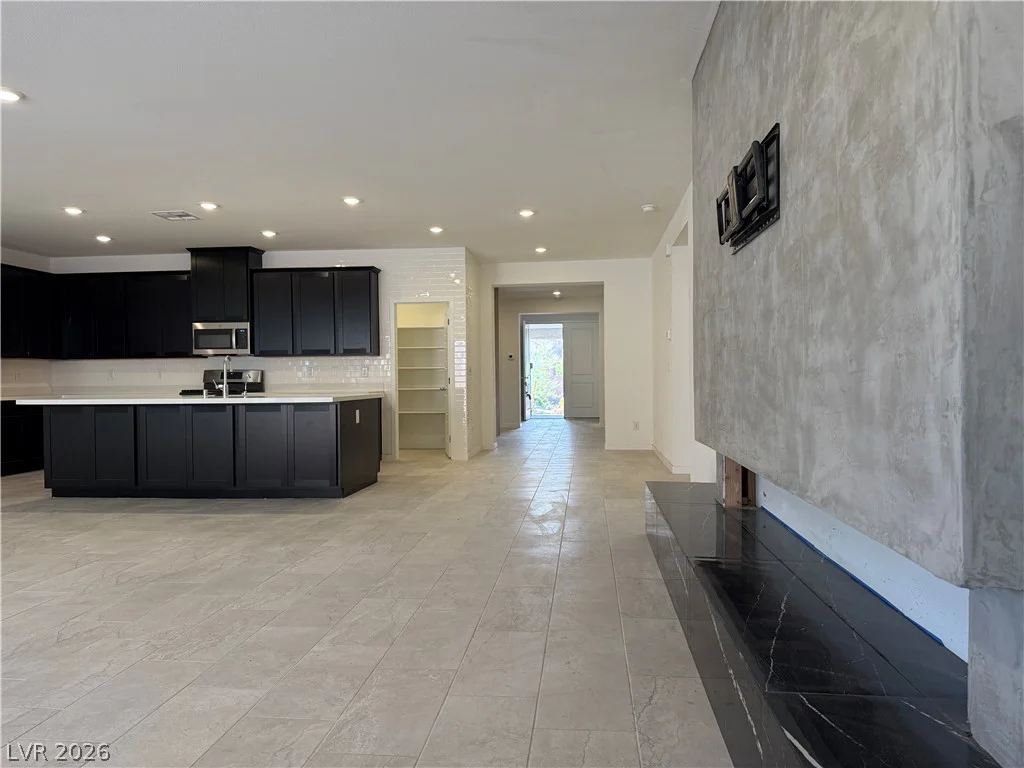 9956 Joshua Foothills, Las Vegas, NV 89178