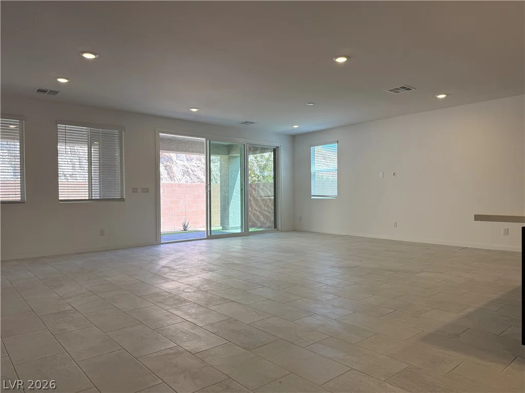 9956 Joshua Foothills, Las Vegas, NV 89178
