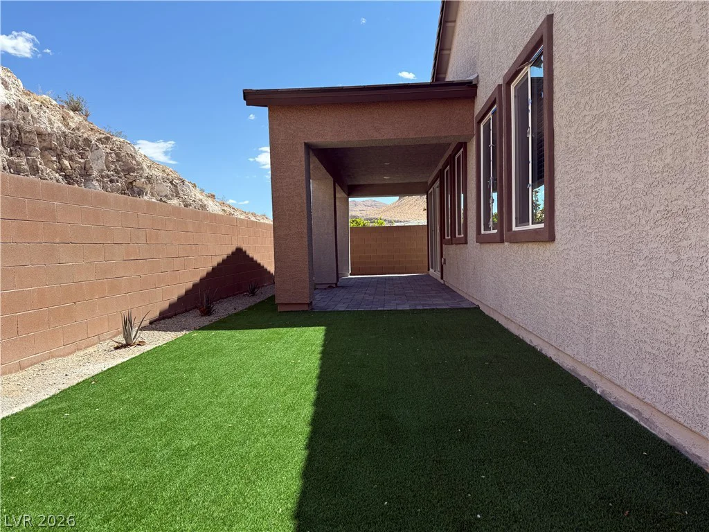 9956 Joshua Foothills, Las Vegas, NV 89178