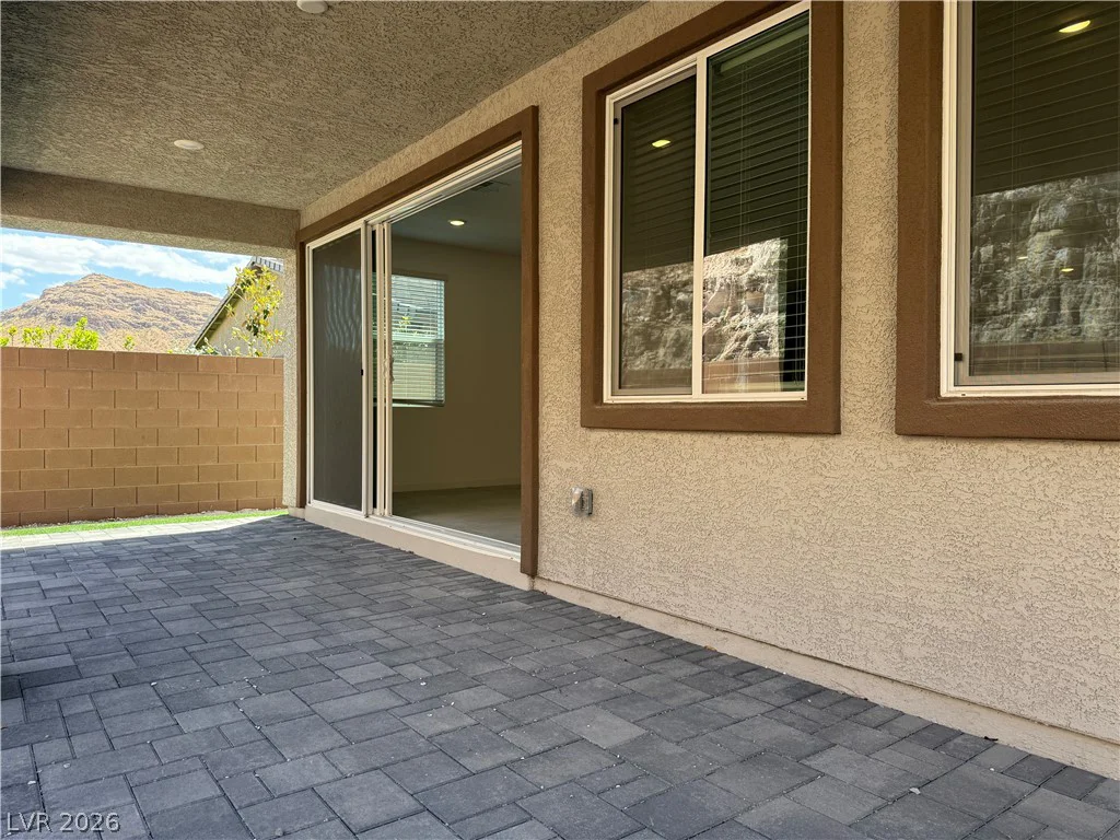 9956 Joshua Foothills, Las Vegas, NV 89178