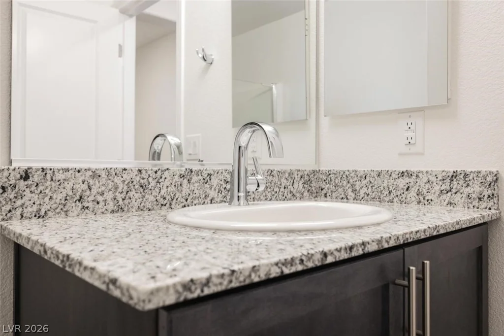 2657 Champagne Gold, North Las Vegas, NV 89086