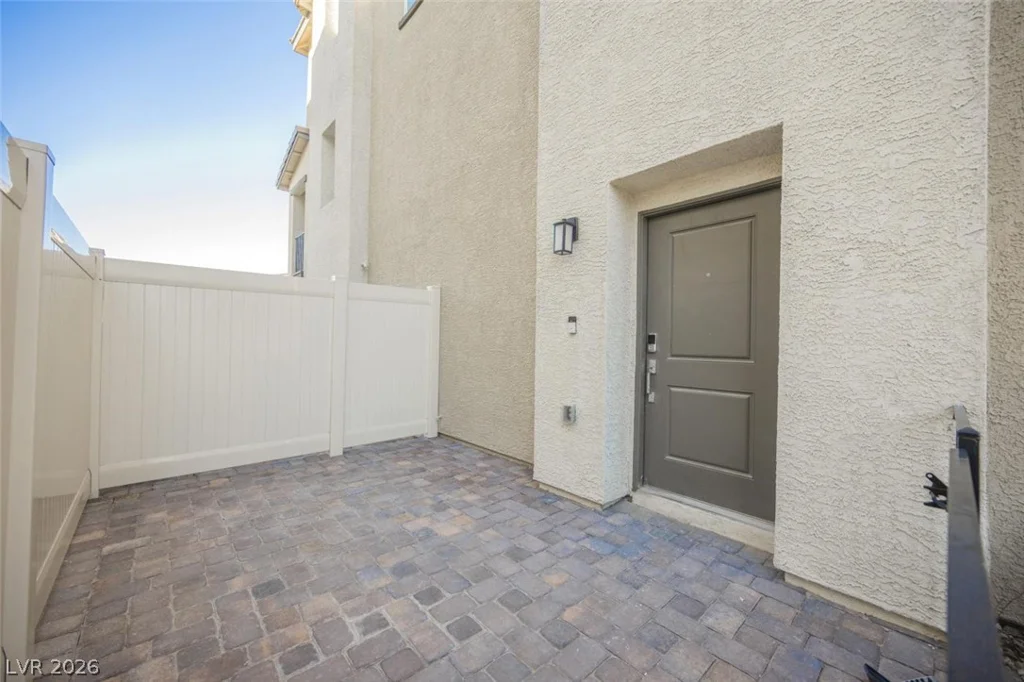 2657 Champagne Gold, North Las Vegas, NV 89086