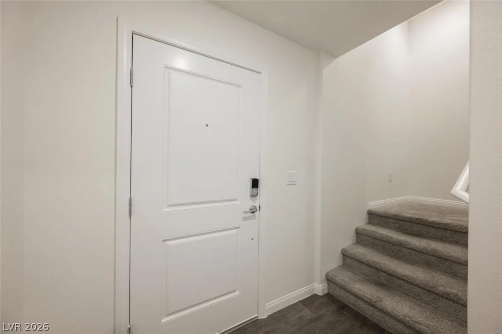 2657 Champagne Gold, North Las Vegas, NV 89086