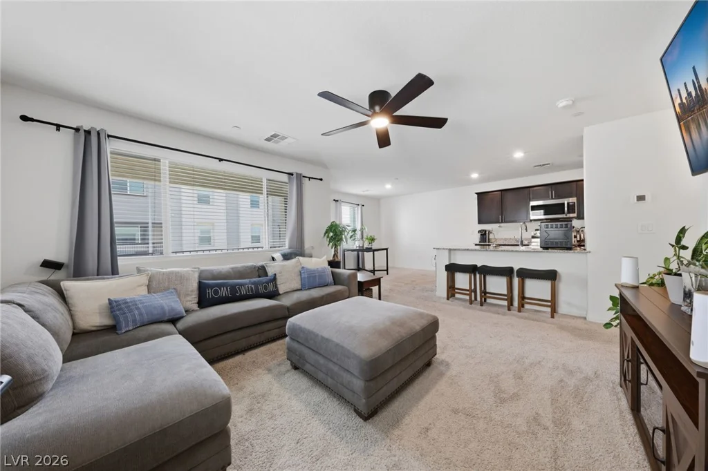 6941 Skyline Blue, North Las Vegas, NV 89086