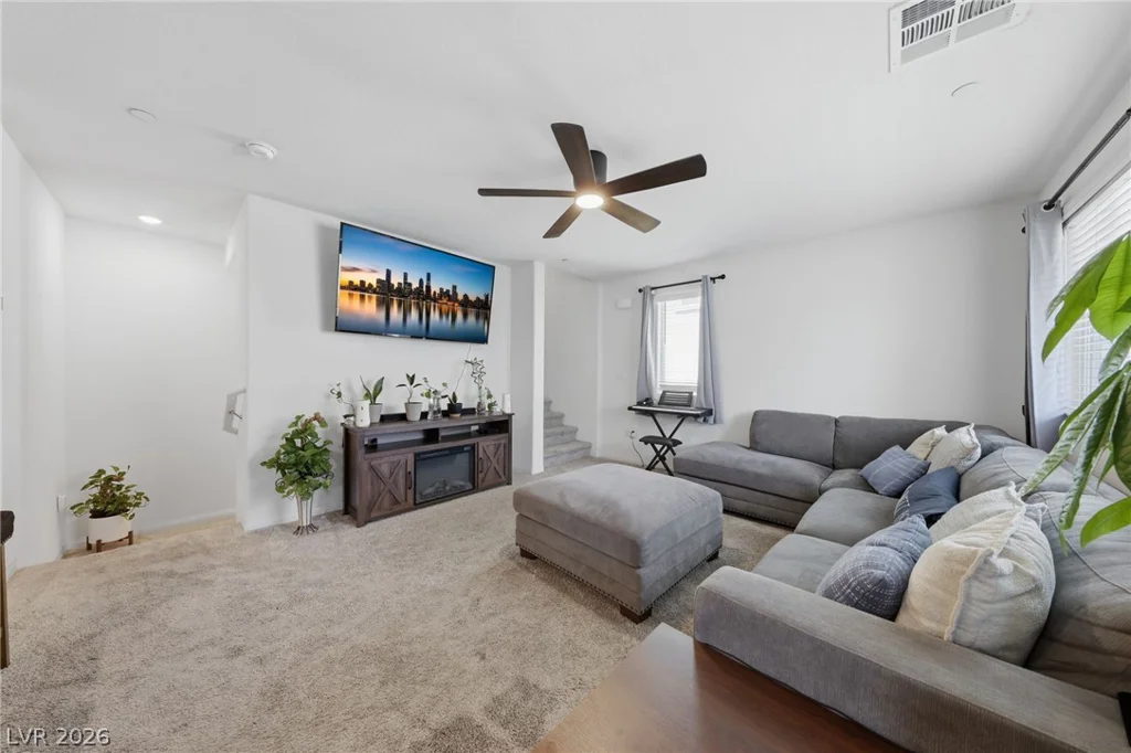 6941 Skyline Blue, North Las Vegas, NV 89086