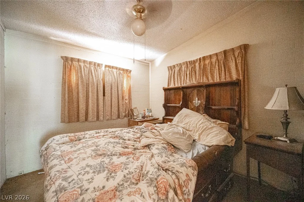 212 Minnesota, Las Vegas, NV 89107