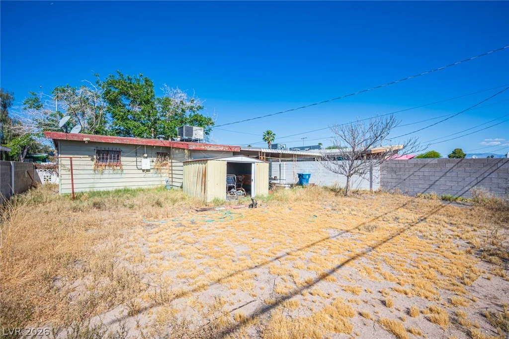 212 Minnesota, Las Vegas, NV 89107