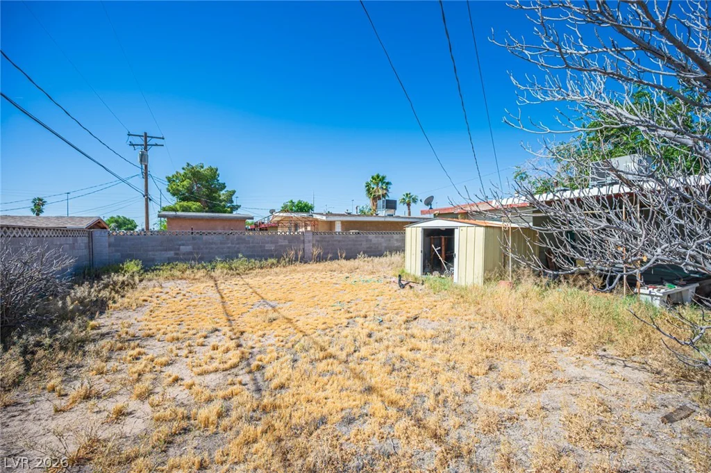 212 Minnesota, Las Vegas, NV 89107