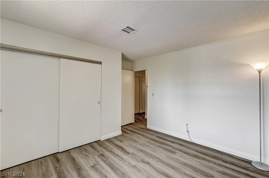 817 Rock Springs, Las Vegas, NV 89128