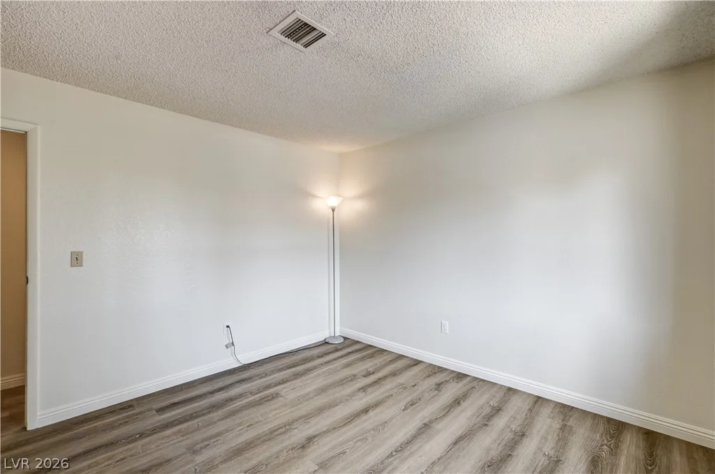 817 Rock Springs, Las Vegas, NV 89128