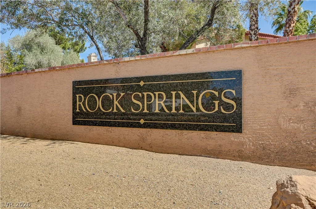 817 Rock Springs, Las Vegas, NV 89128