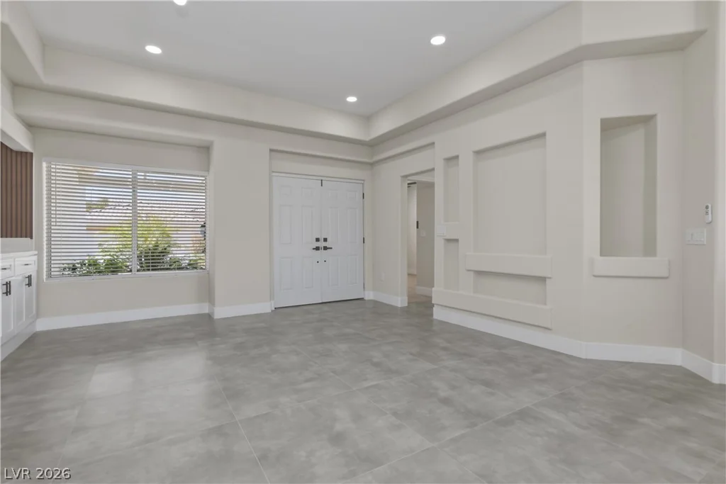 10809 Clarion, Las Vegas, NV 89134