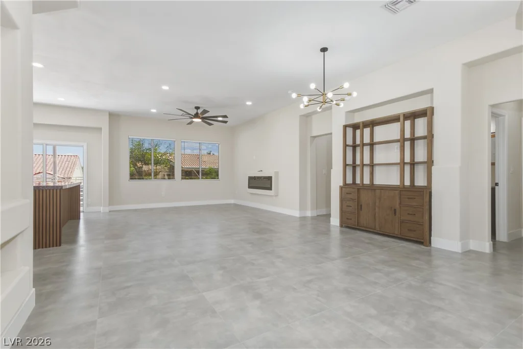 10809 Clarion, Las Vegas, NV 89134