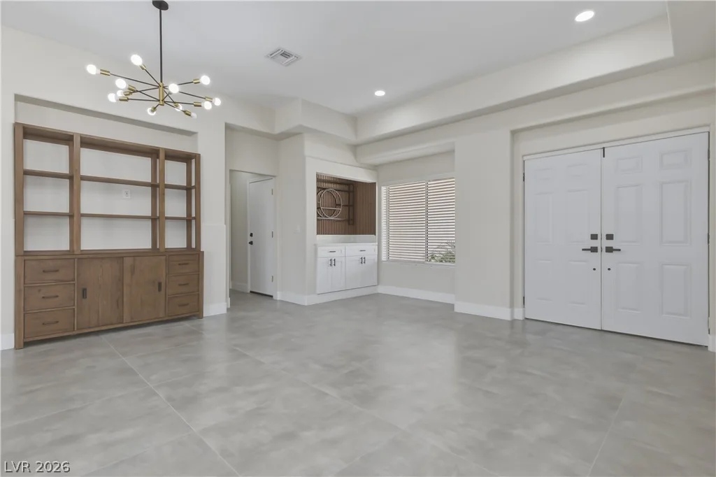 10809 Clarion, Las Vegas, NV 89134