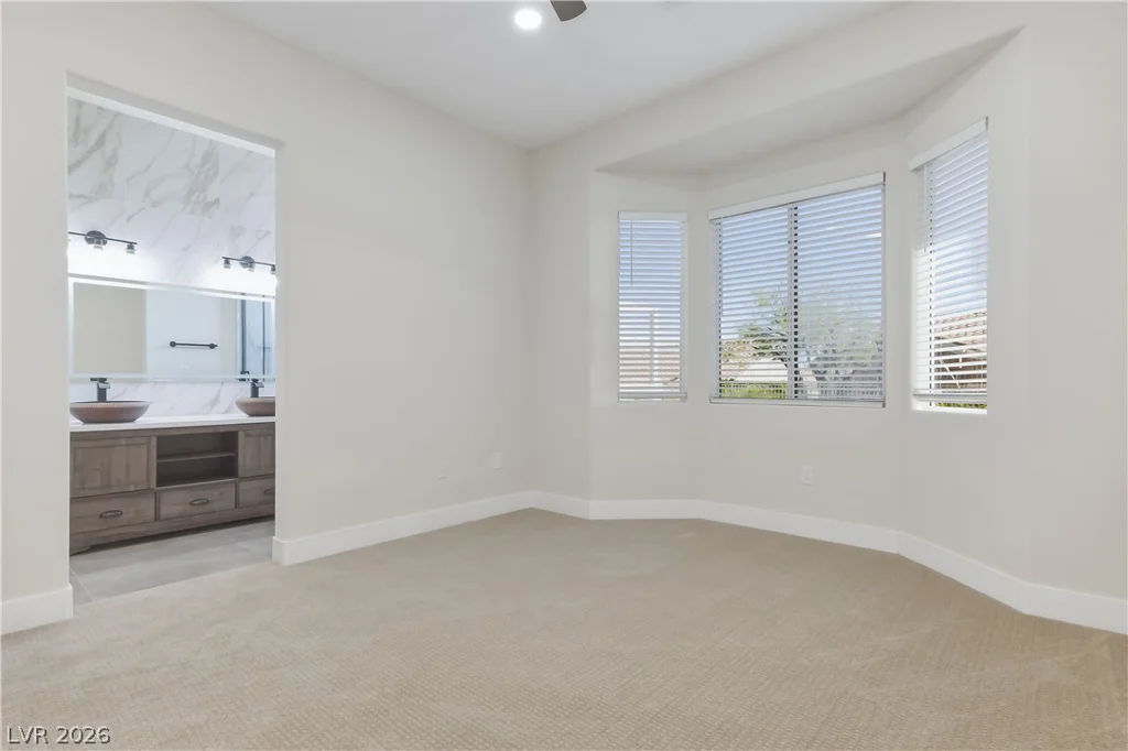 10809 Clarion, Las Vegas, NV 89134