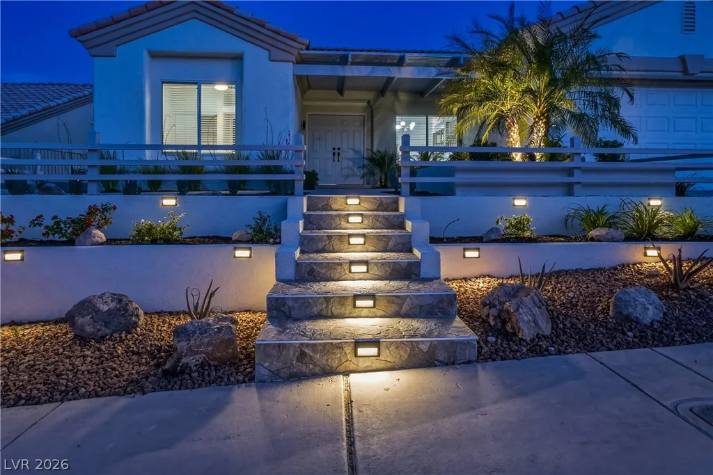 10809 Clarion, Las Vegas, NV 89134