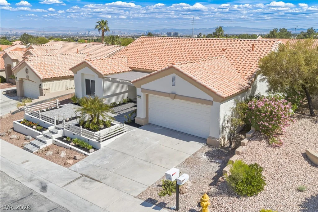 10809 Clarion, Las Vegas, NV 89134