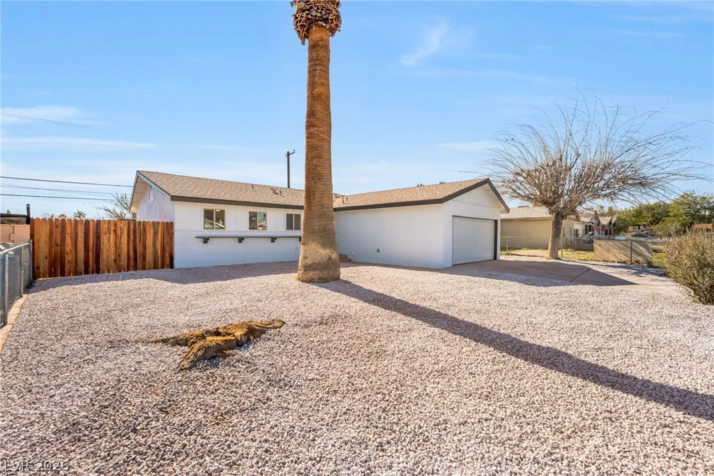 2201 Piper, North Las Vegas, NV 89030