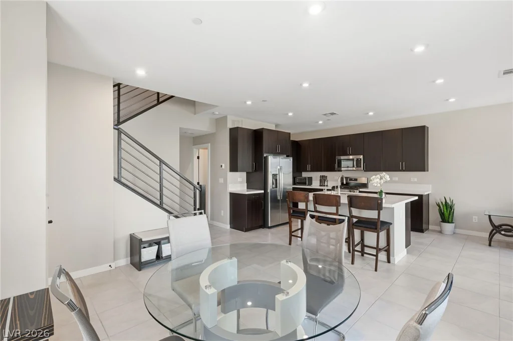 9858 Laurel Tree, Las Vegas, NV 89141