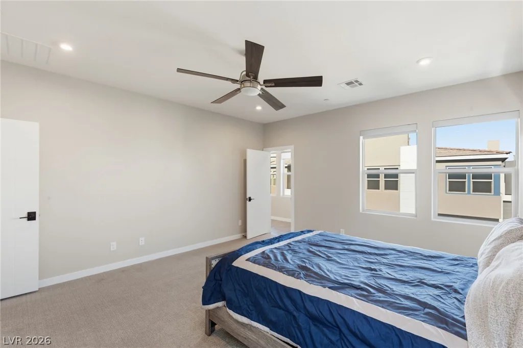 9858 Laurel Tree, Las Vegas, NV 89141