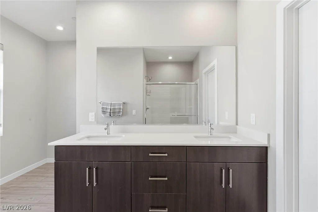 9858 Laurel Tree, Las Vegas, NV 89141
