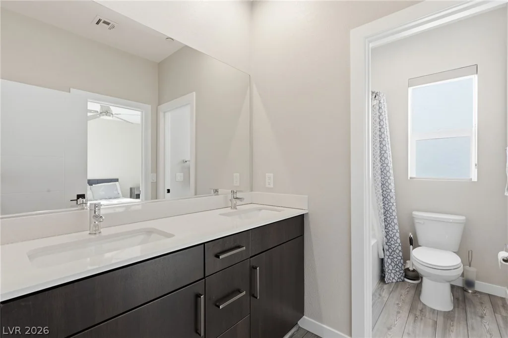 9858 Laurel Tree, Las Vegas, NV 89141