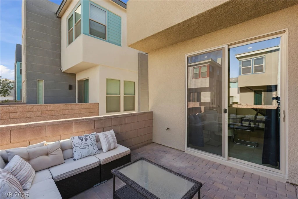 9858 Laurel Tree, Las Vegas, NV 89141
